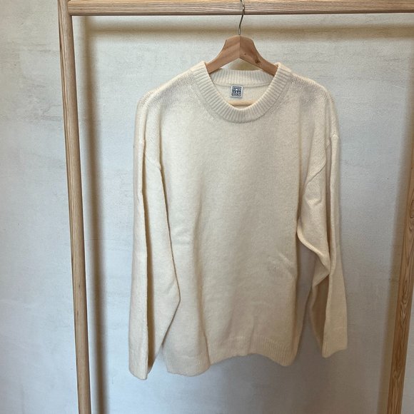 TOTEME Off-White Knit Monogram Sweater Size XS - Picture 3 of 11